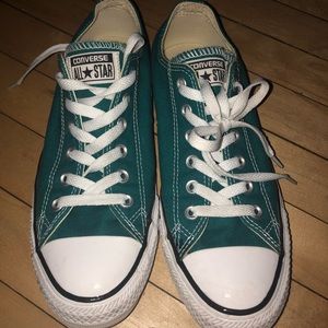 Converse Size 9